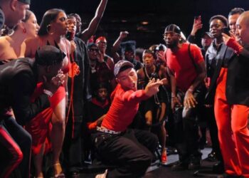 Capture d'écran de la série « Ballroom, danser pour exister »