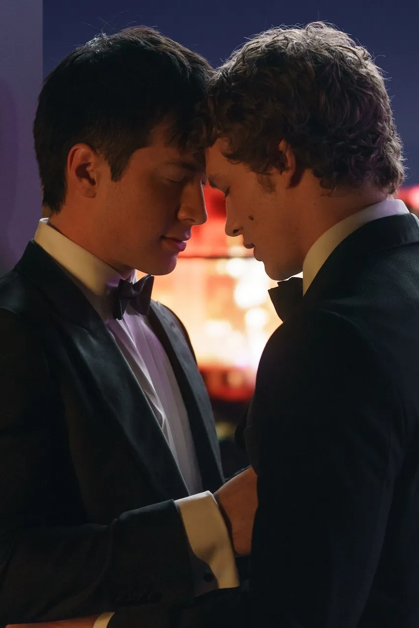 Les deux protagonistes de Heated Rivalry se questionnent sur leur sexualité et leur relation.