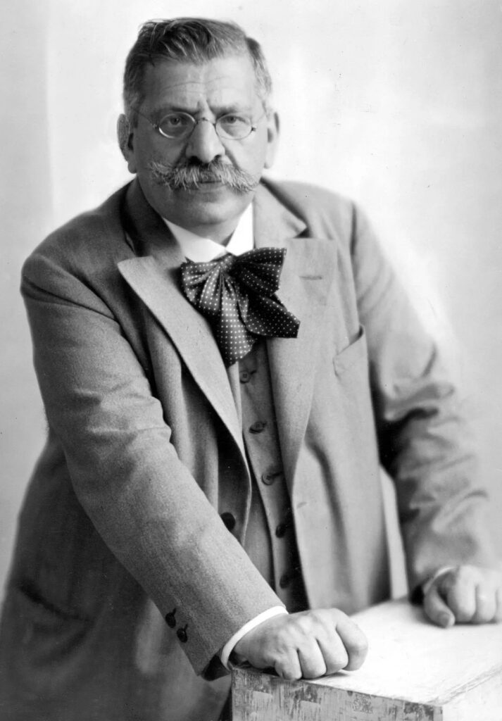 Portrait de Magnus Hirschfeld, sexologue allemand et militant des droits homosexuels, fondateur de l’Institut de sexologie en 1919